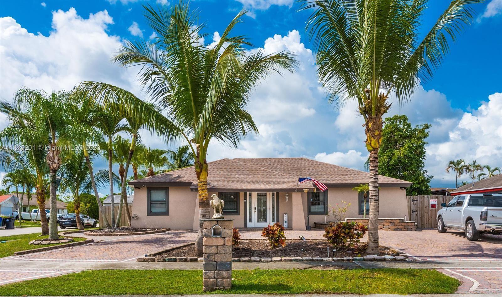 7400 SW 14th Ct, North Lauderdale FL 33068 photo 2