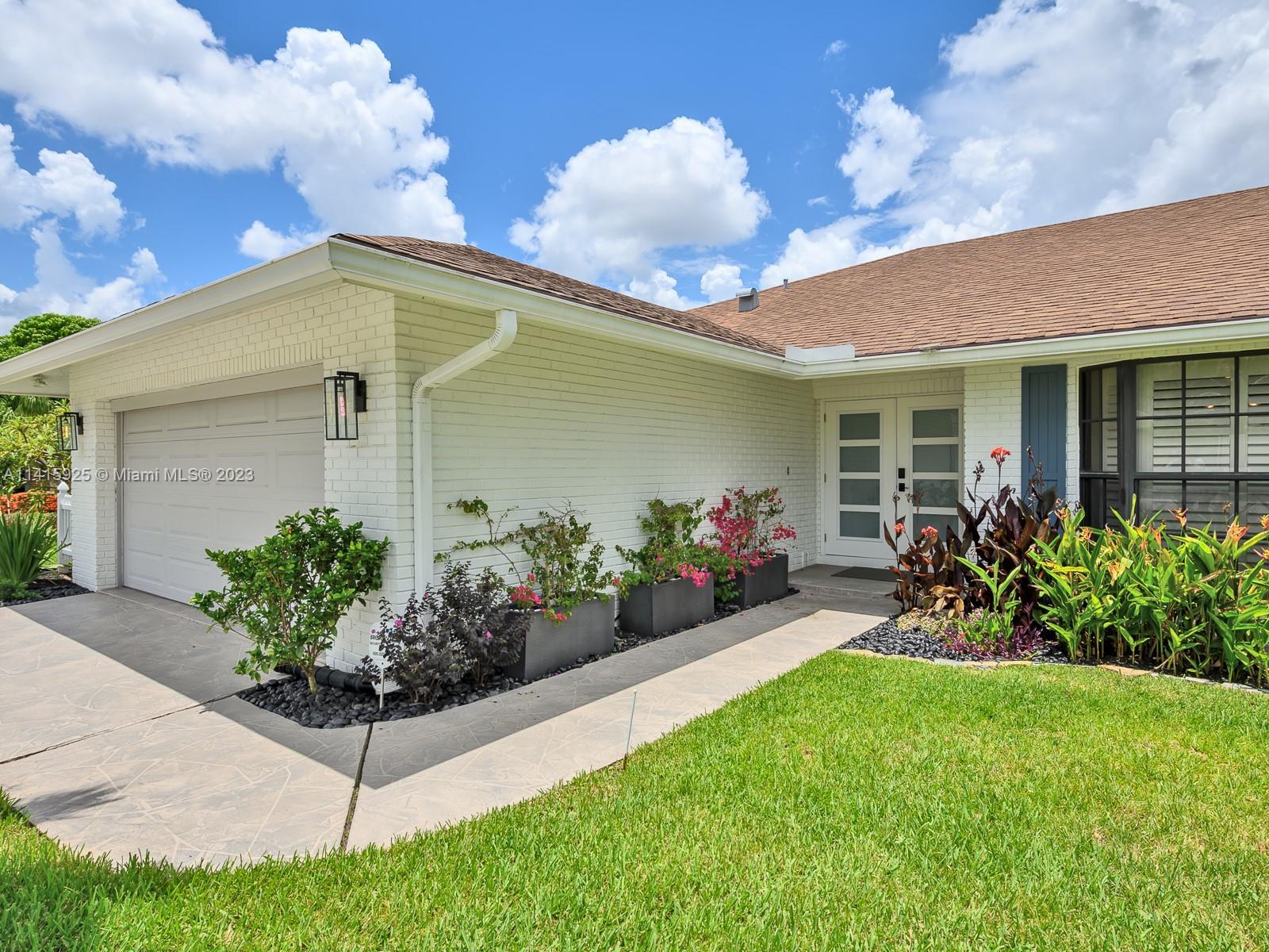 17611 Lake Park Rd, Boca Raton FL 33487 photo 5