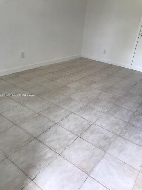 725 NE 7th St # 118B, Hallandale Beach FL 33009 photo 5