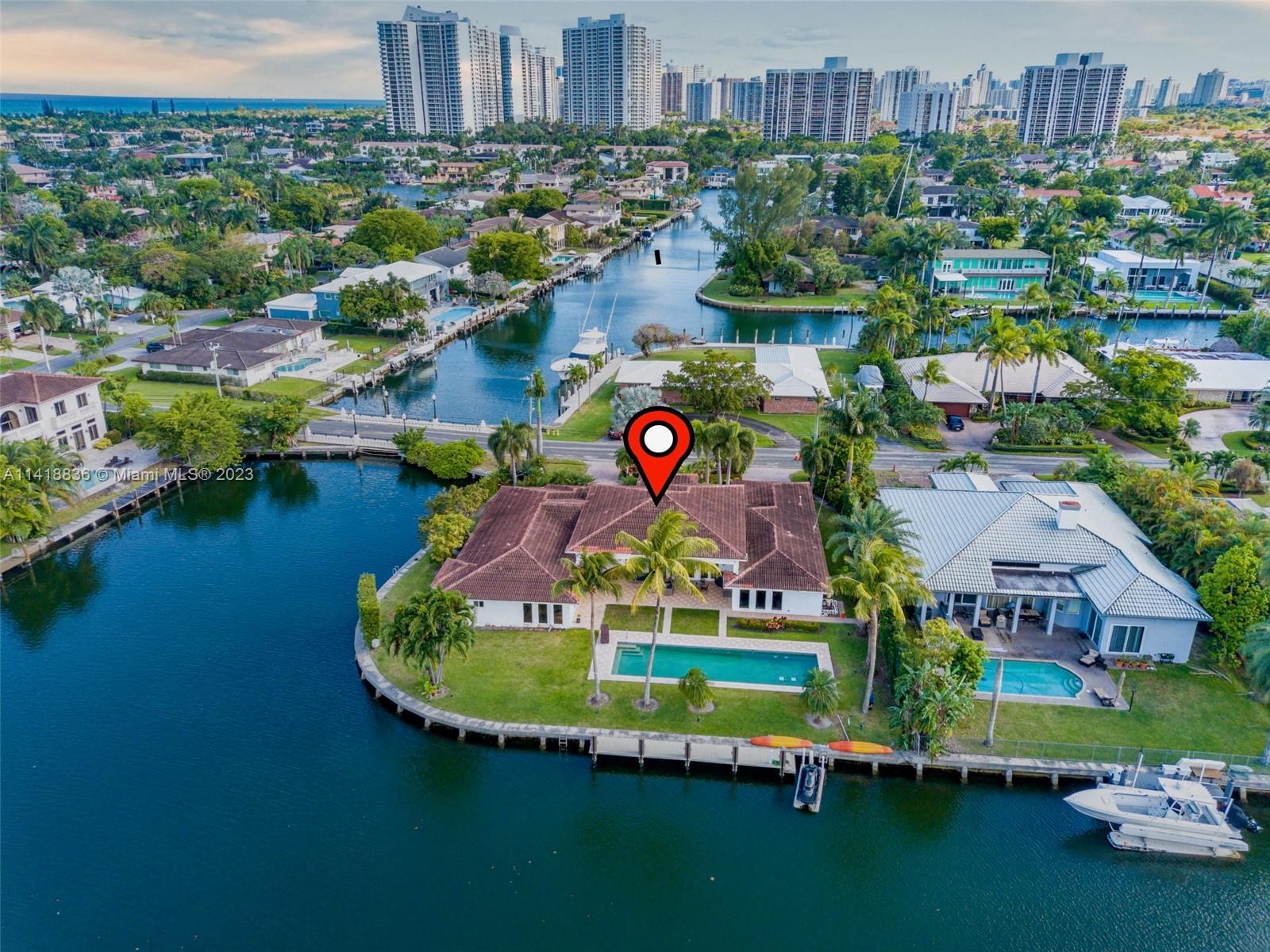 400 Sunset Dr, Hallandale Beach FL 33009 photo 2