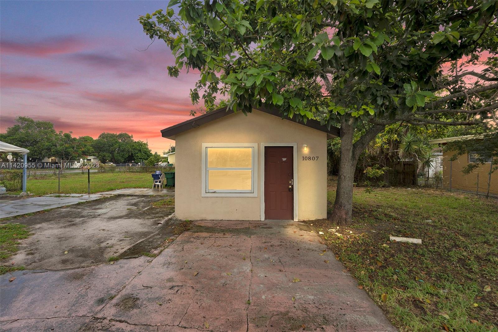 10875 NW 10th Ave, Miami FL 33168