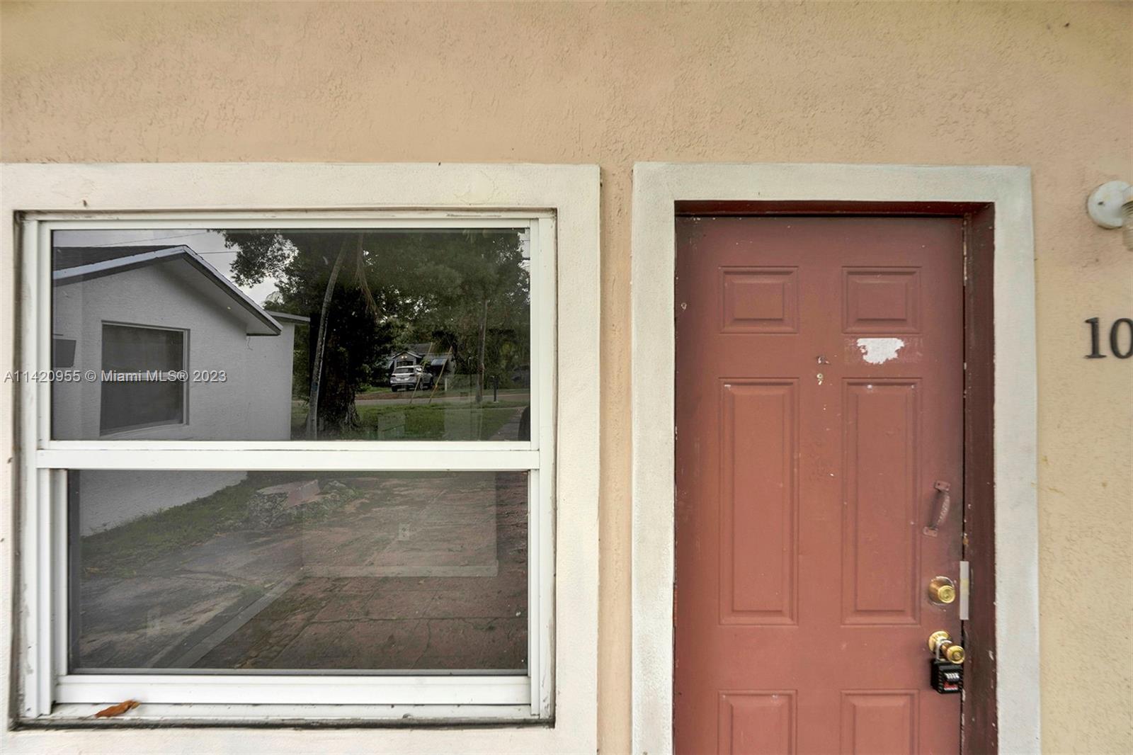 10875 NW 10th Ave, Miami FL 33168 photo 5
