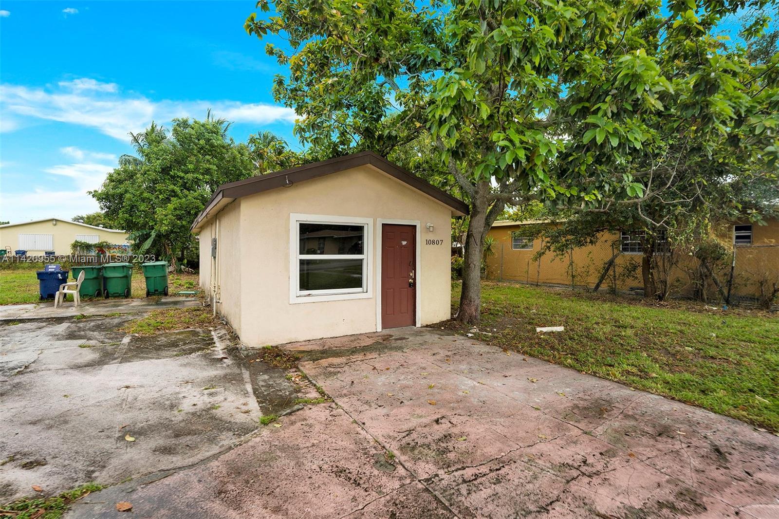 10875 NW 10th Ave, Miami FL 33168 photo 4