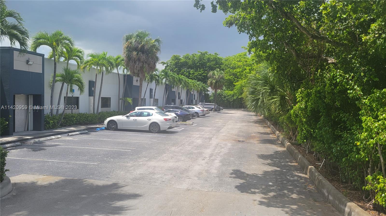8109 NW 33rd St # 8111, Doral FL 33122 photo 2