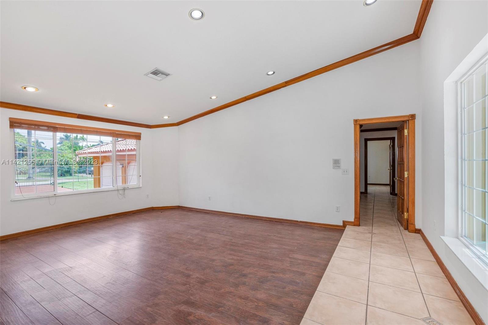 8510 SW 4th St, Miami FL 33144 photo 5