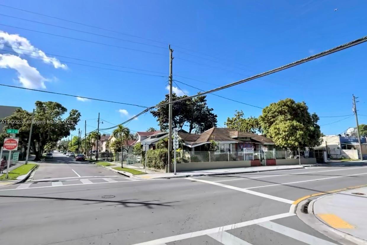 104 SW 15th Ave, Miami FL 33135 photo 3