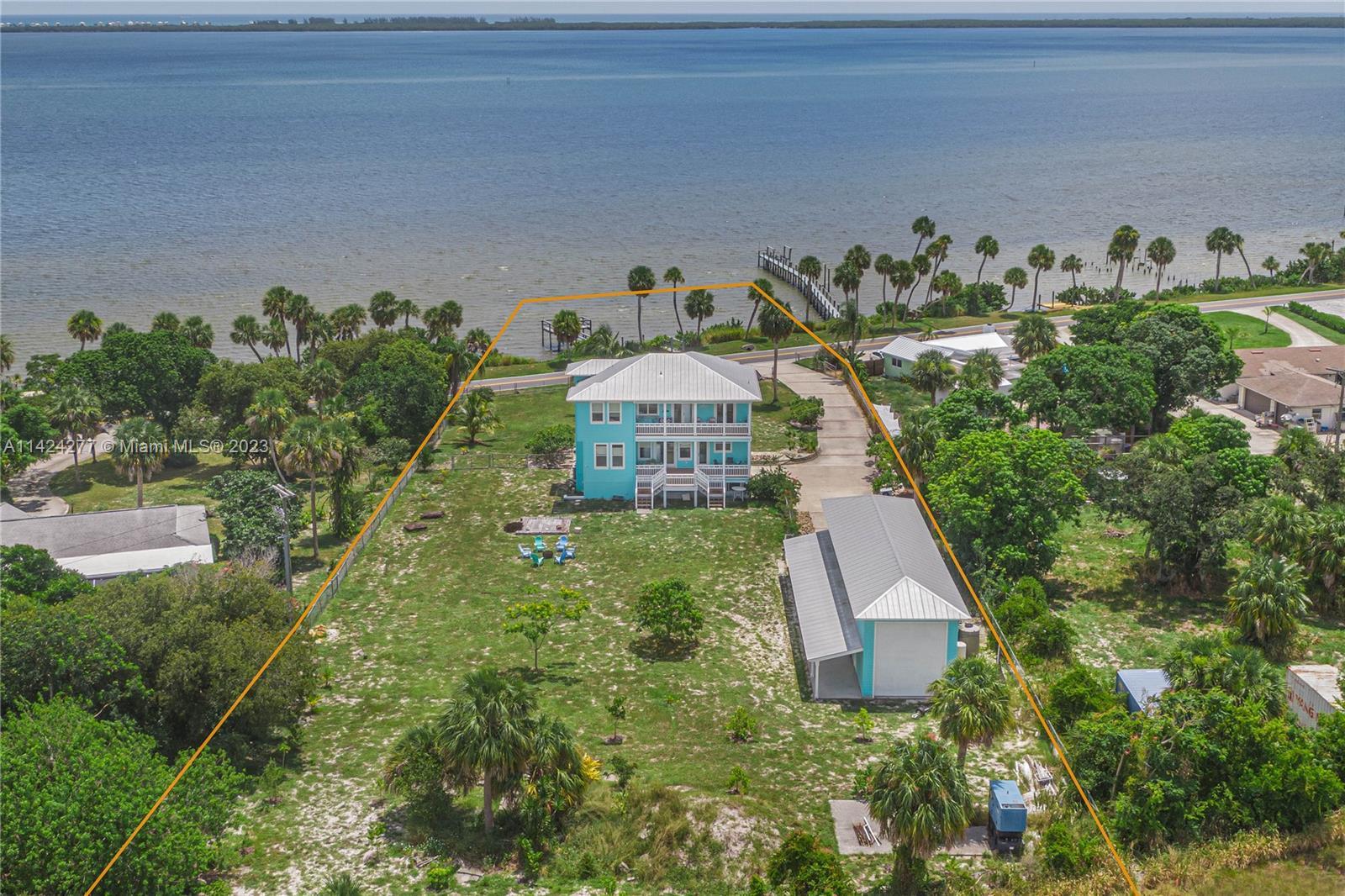 5202 S Indian River Drive S, Fort Pierce FL 34982 photo 2