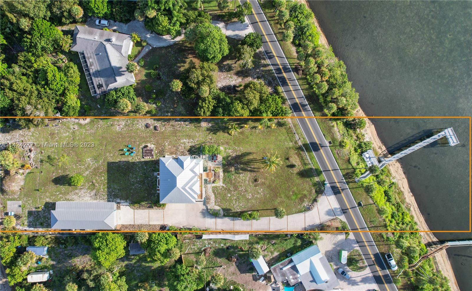 5202 S Indian River Drive S, Fort Pierce FL 34982 photo 4