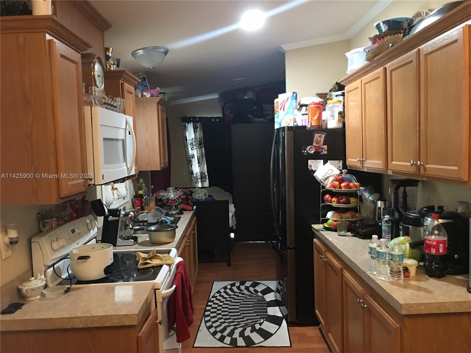 1340 SW 127 CT # 1, Miami FL 33184 photo 2