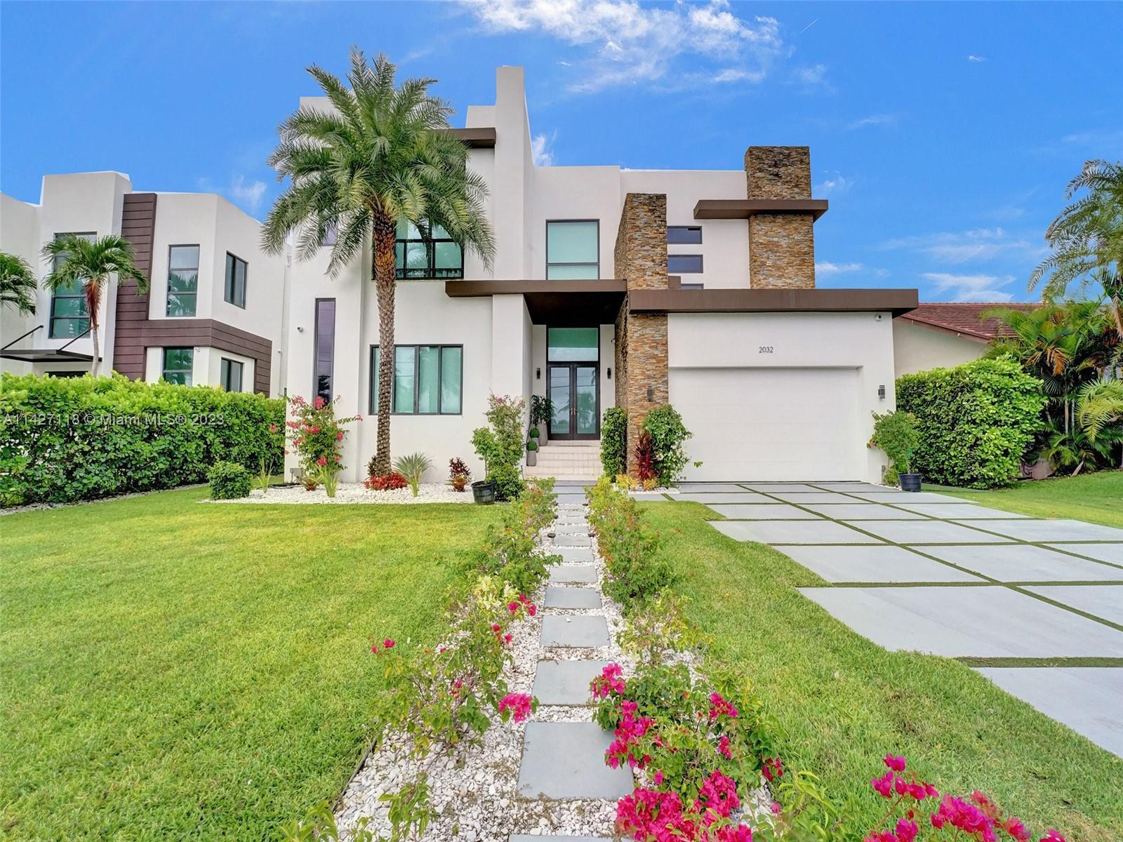2032 NE 121st Rd, North Miami FL 33181