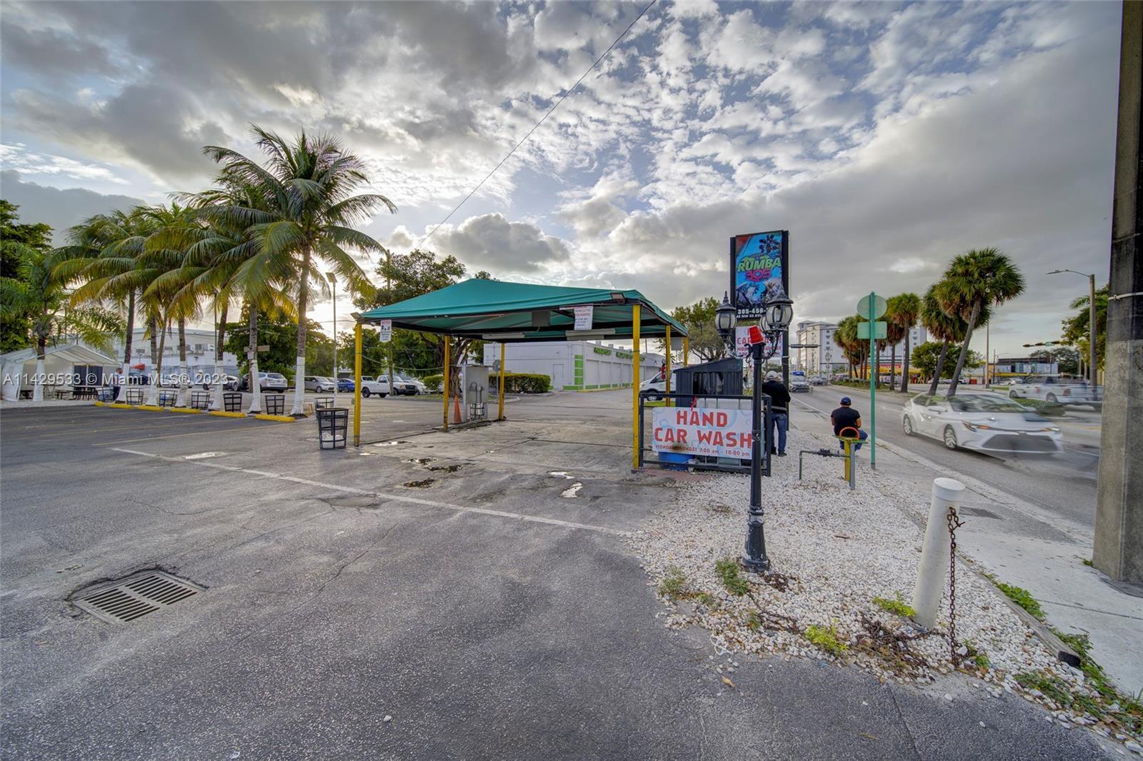Car Wash For Sale in Miami, Miami FL 33125 photo 5