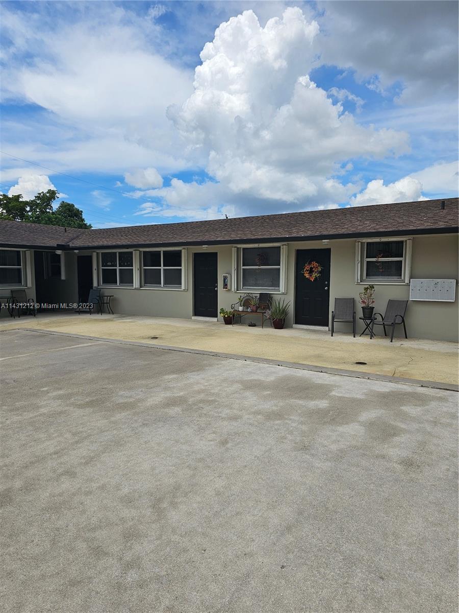 Hialeah, FL 33010