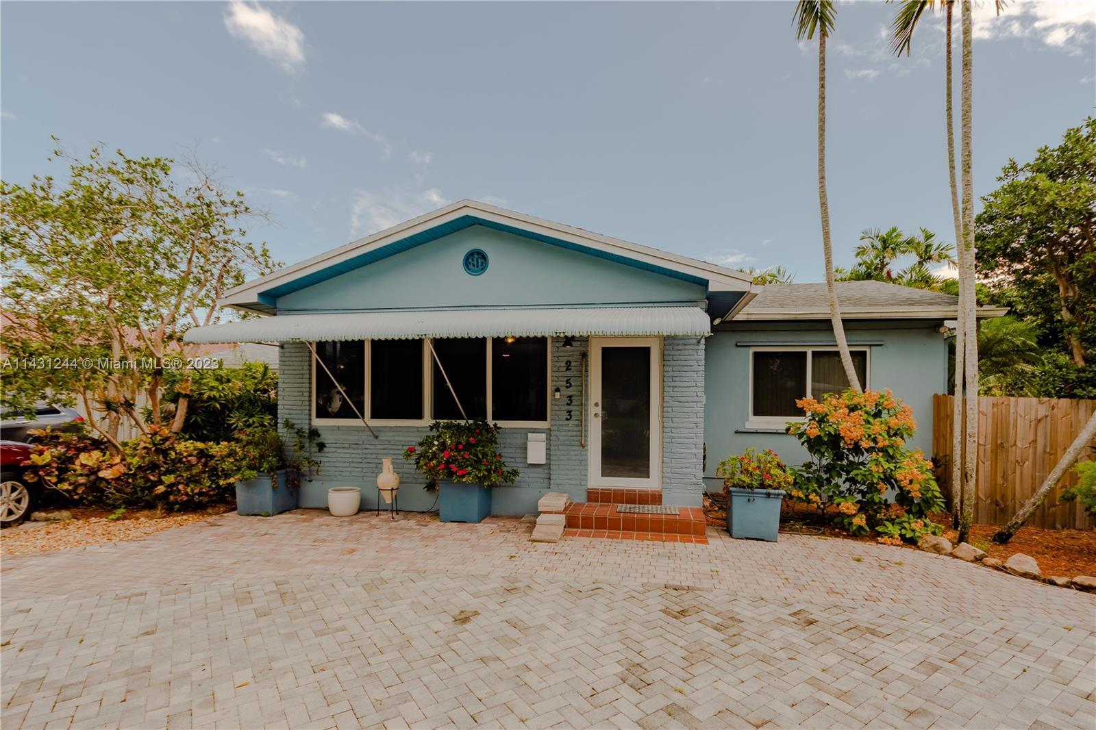 2533 Fillmore St, Hollywood FL 33020 photo 3