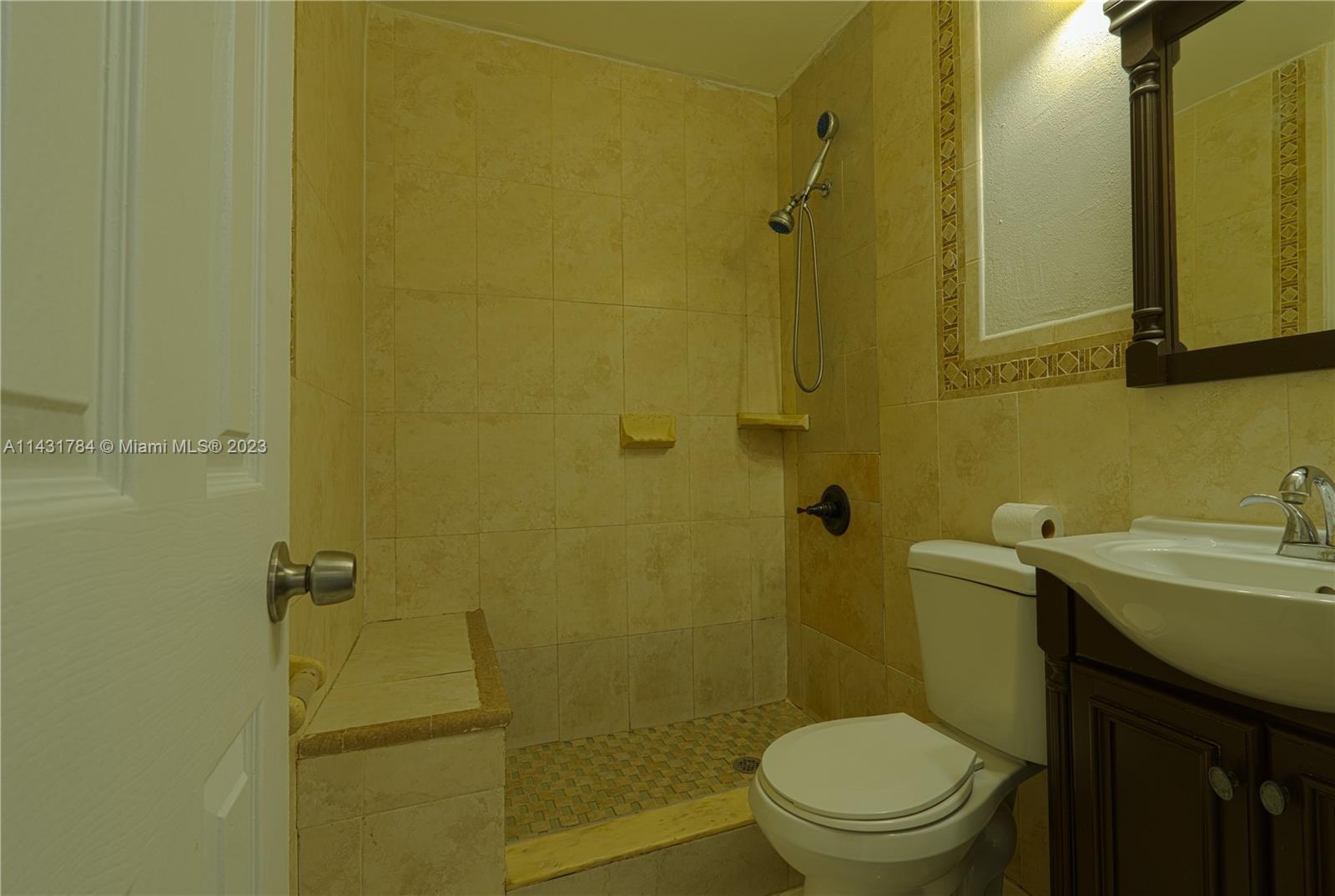 734 W 32nd St # 0, Hialeah FL 33012 photo 4