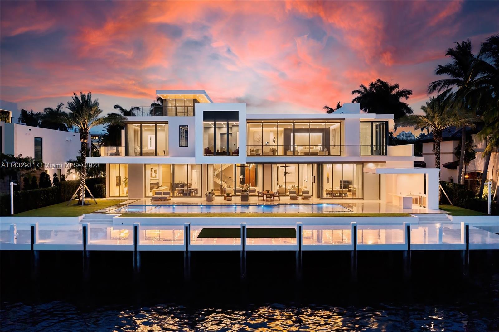 2412 Laguna Dr, Fort Lauderdale FL 33316 photo 3