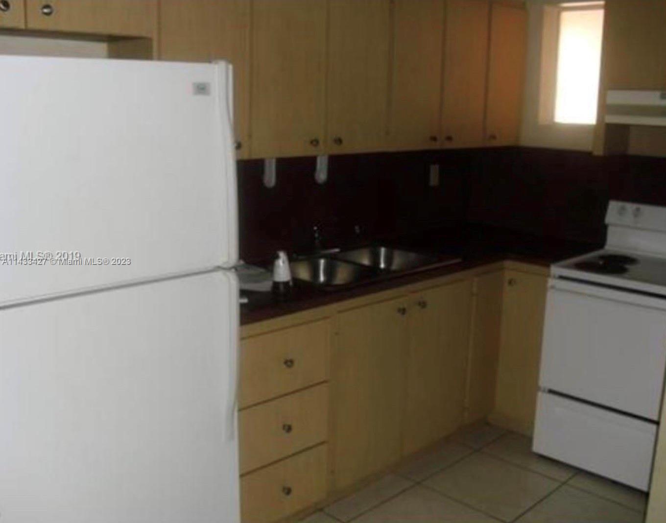 1525 NW 19th Ter # 24, Miami FL 33125 photo 5