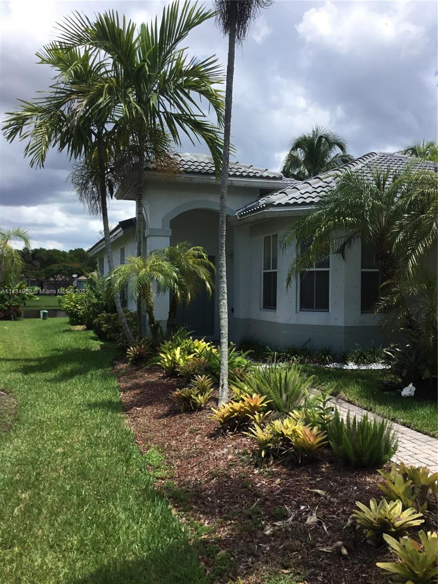 1895 Silverbell Ter, Weston FL 33327 photo 4