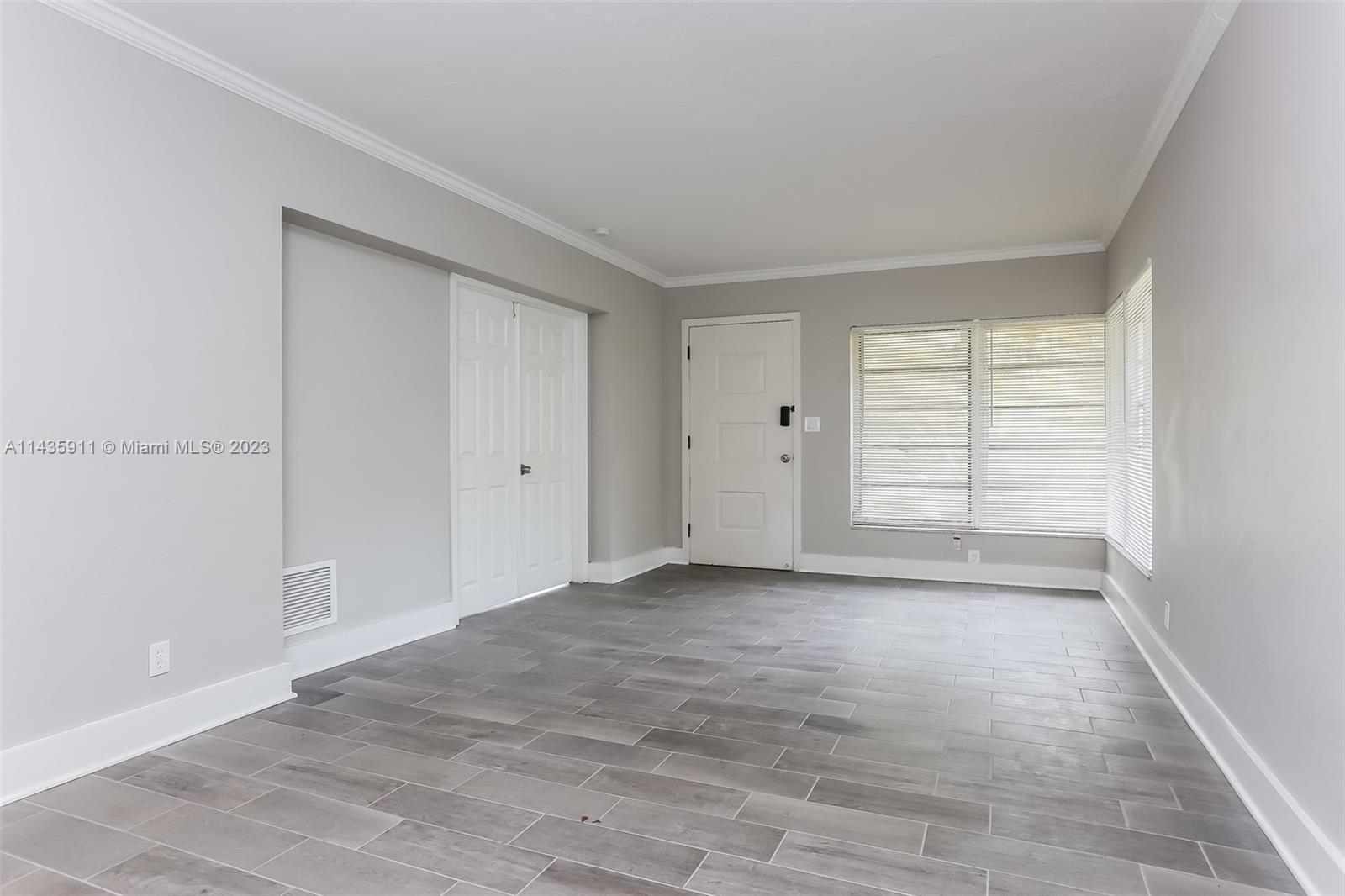 1115 NW 7th Ave, Fort Lauderdale FL 33311 photo 5