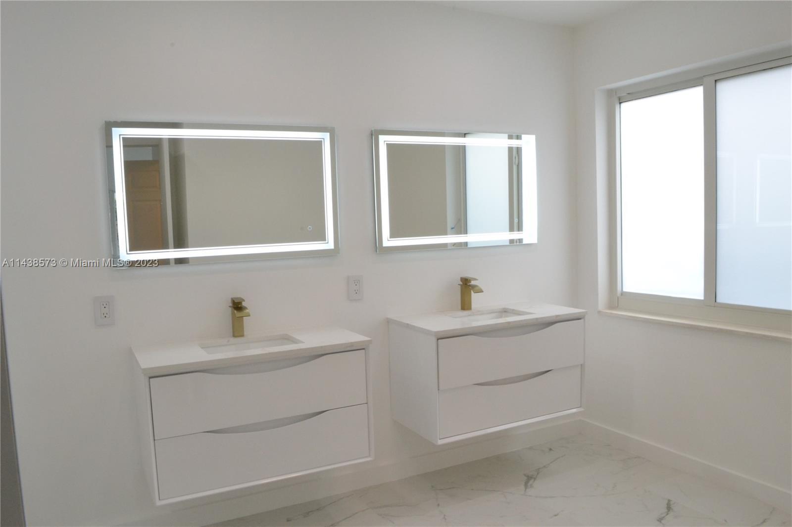 Pembroke Pines, FL 33028