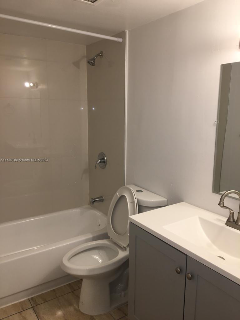 498 NW 165th St Rd # D205, Miami FL 33169 photo 5