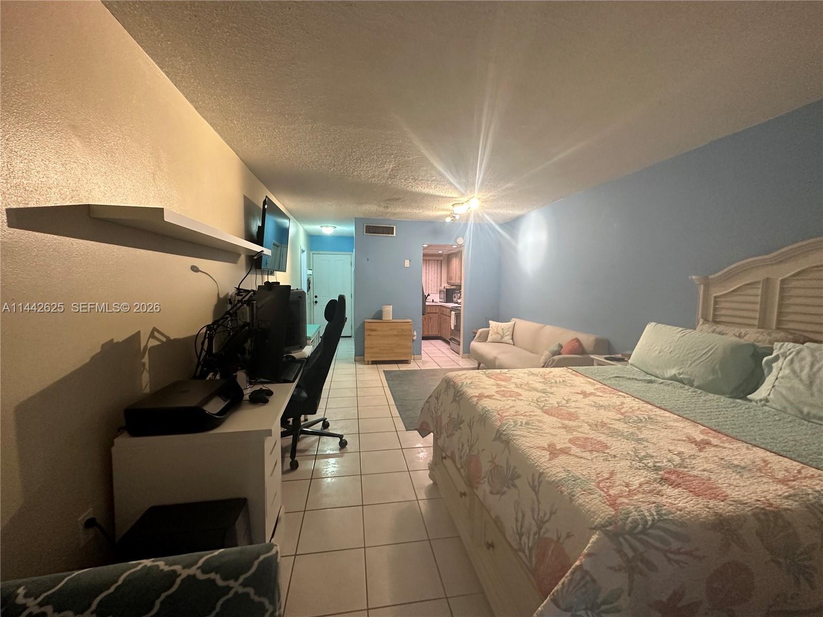 110 Royal Palm Rd # 207, Hialeah Gardens FL 33016 photo 4