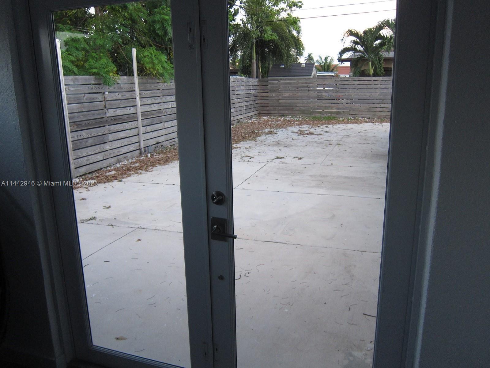 1084 W 65th Street, Hialeah FL 33012 photo 5