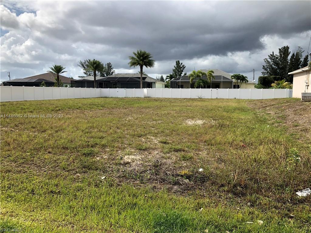 1407 Trafalgar, Cape Coral FL 33991 photo 2
