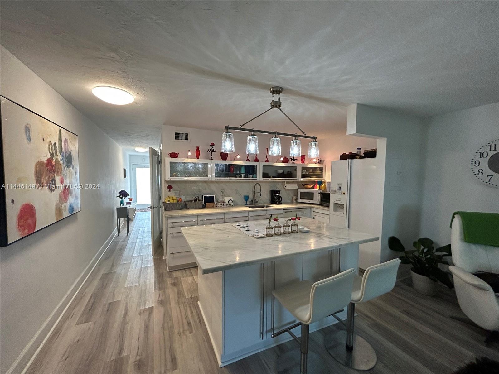 200 Galen Dr # 108, Key Biscayne FL 33149 photo 2