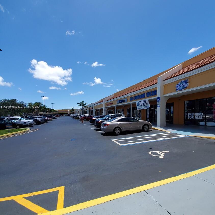 8170 Pines Blvd # 8170, Pembroke Pines FL 33024 photo 4