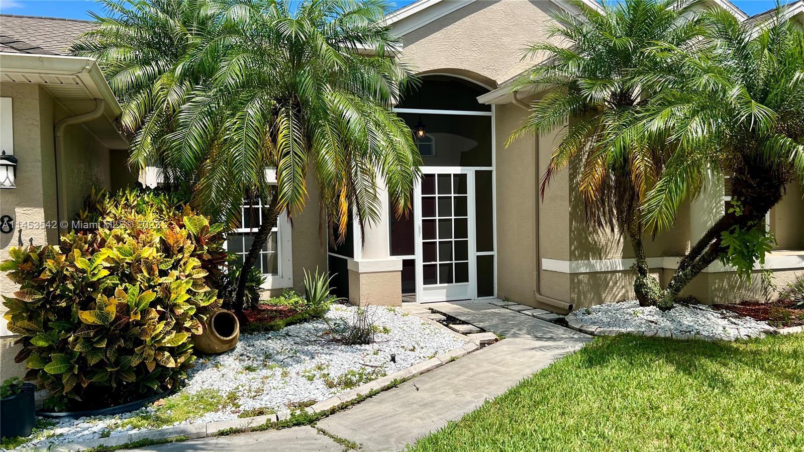 2811 S Serenity Cir S, Fort Pierce FL 34981 photo 4