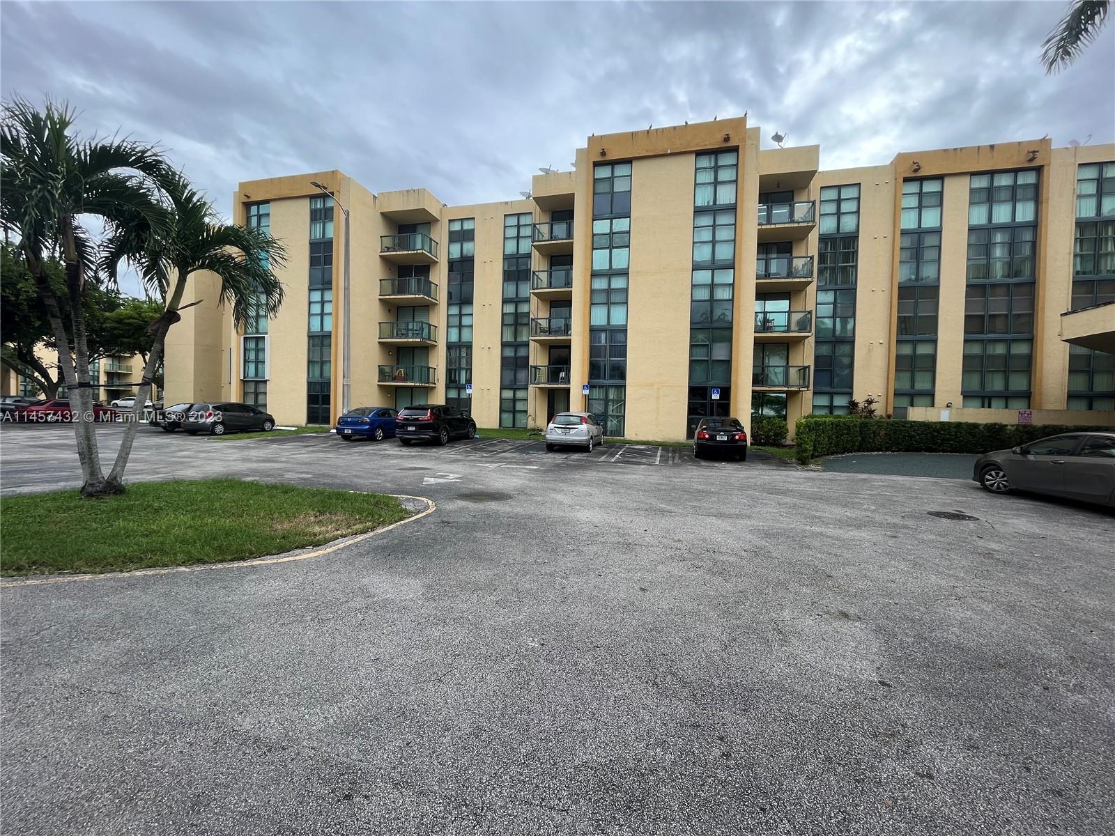 11790 SW 18th St # 3, Miami FL 33175