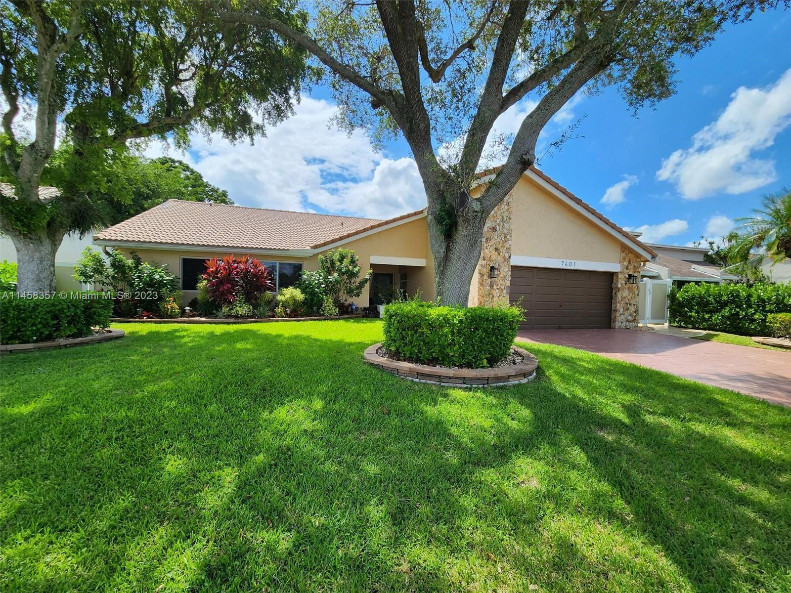 7401 Corkwood Ter, Tamarac FL 33321 photo 4