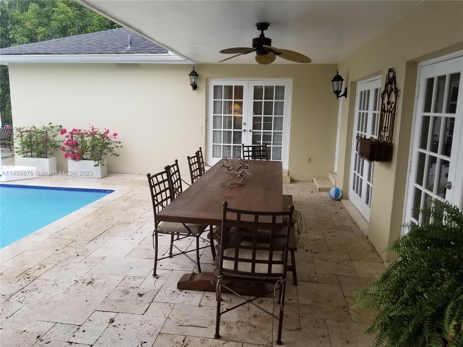 13020 N Calusa Club Dr, Miami FL 33186 photo 5