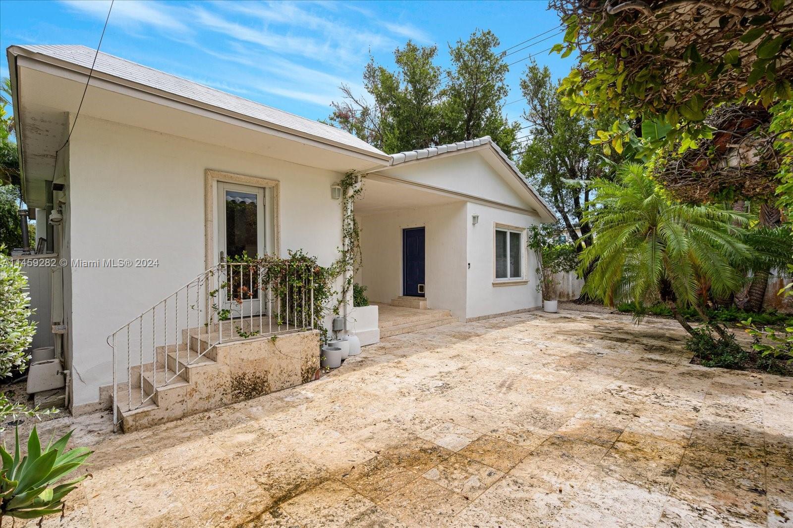 433 E Dilido Dr, Miami Beach FL 33139 photo 3