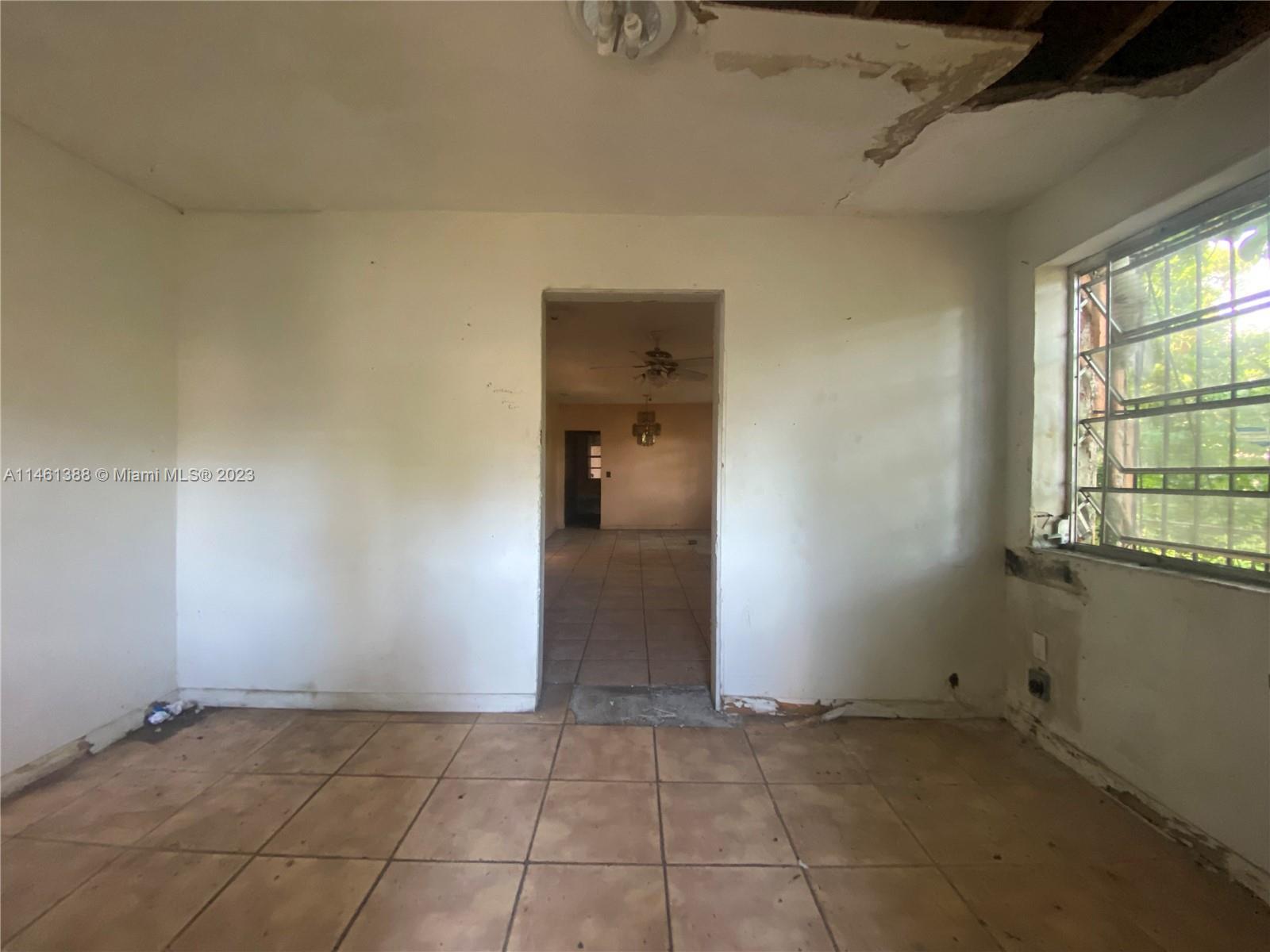 1434 NW 34th St, Miami FL 33142 photo 3