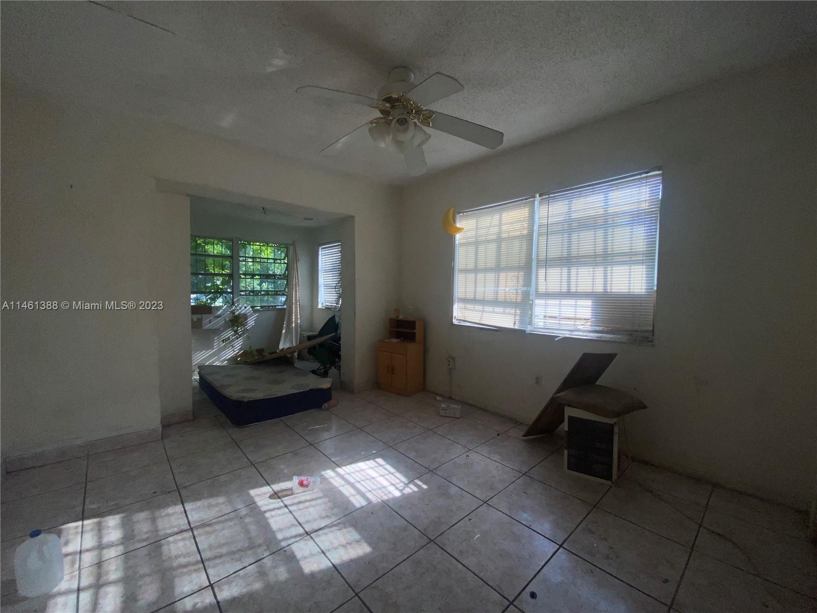 1434 NW 34th St, Miami FL 33142 photo 5