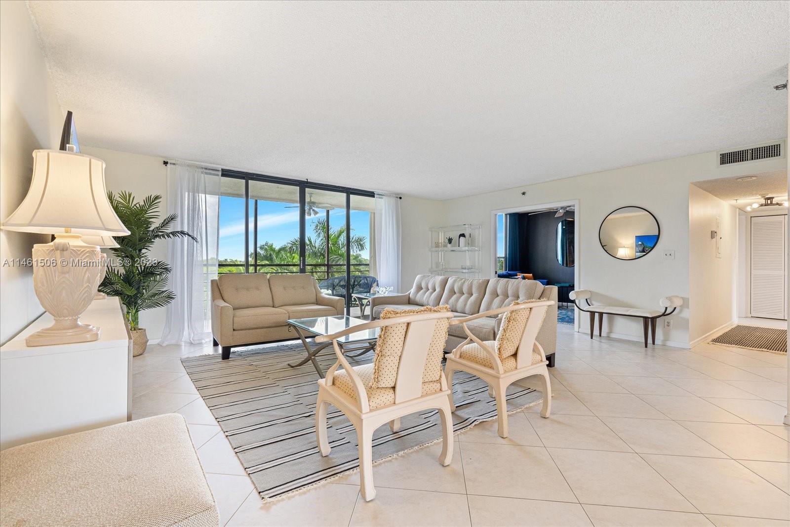 7564 Regency Lake Dr # 502, Boca Raton FL 33433