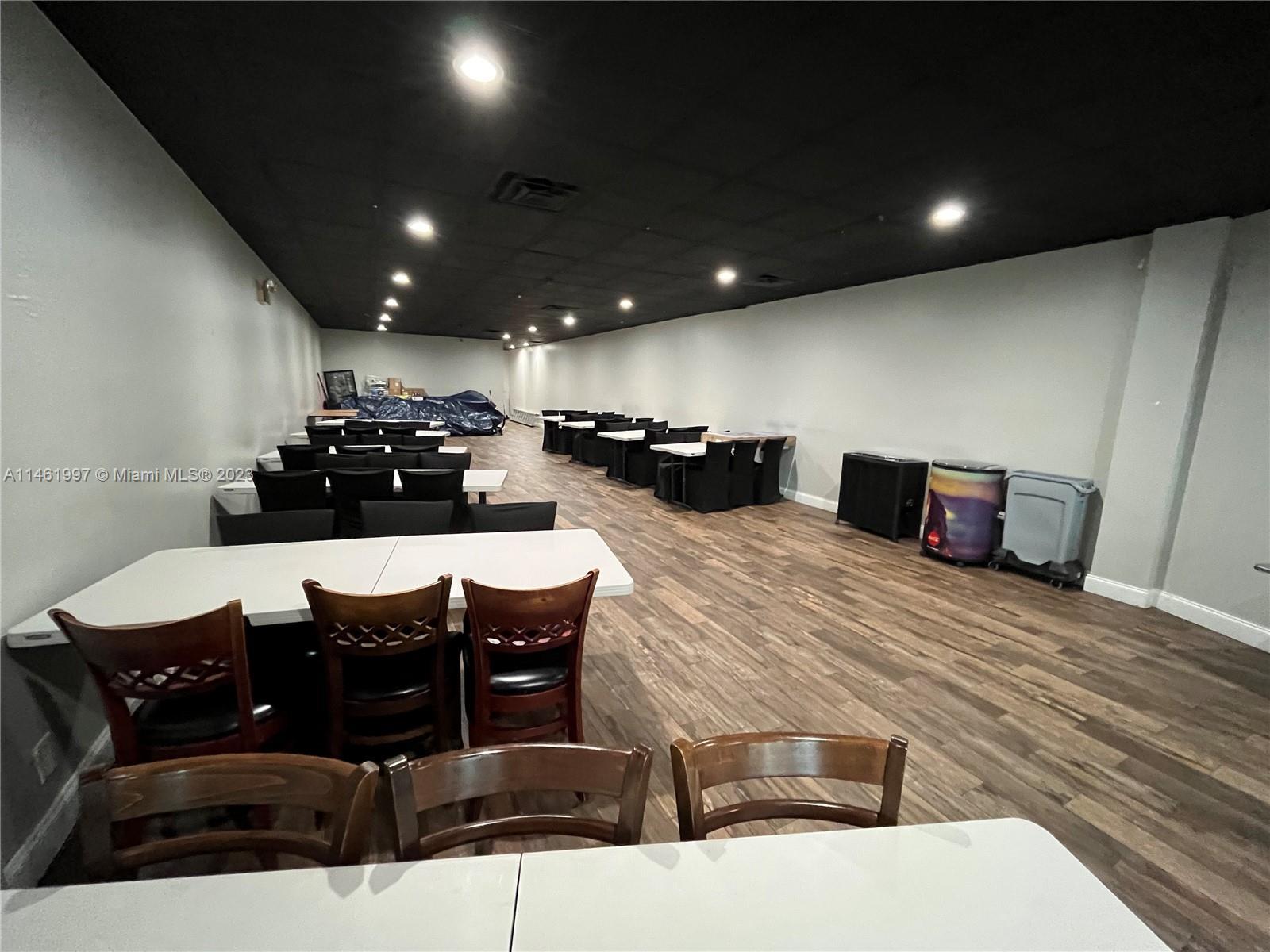7290 W Oakland Park Blvd, Lauderhill FL 33313 photo 4