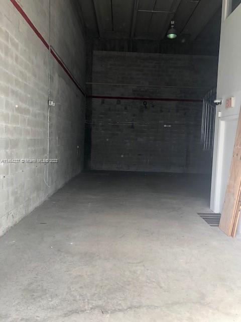 2385 NW 70th Ave 10 # 10, Miami FL 33122 photo 3