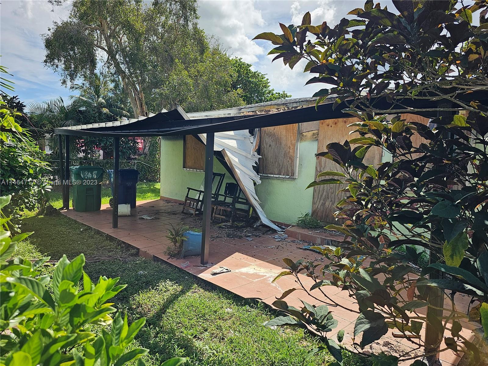 1468 NW 100th St, Miami FL 33147 photo 4