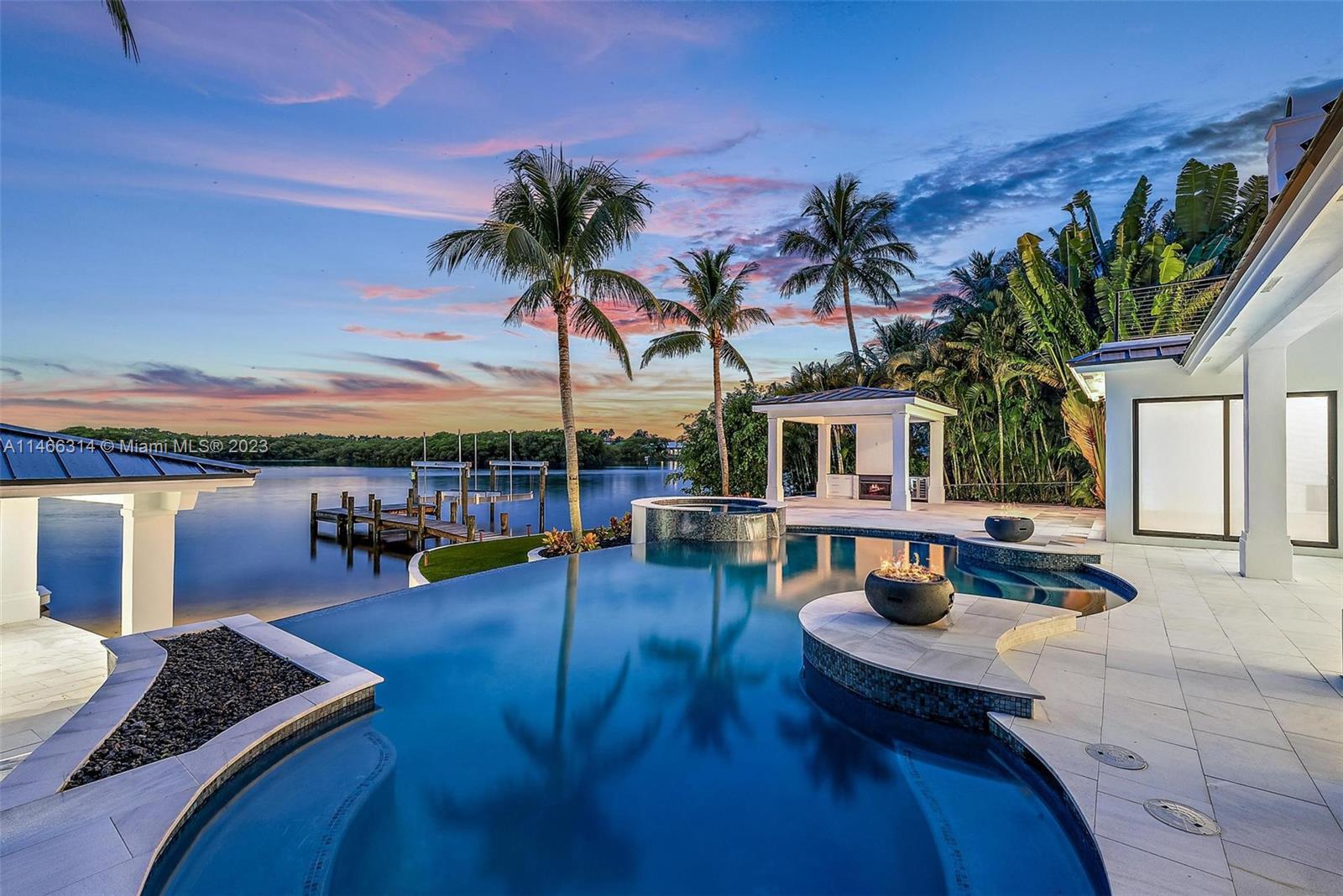 9460 SE Point Ter, Jupiter FL 33469 photo 5