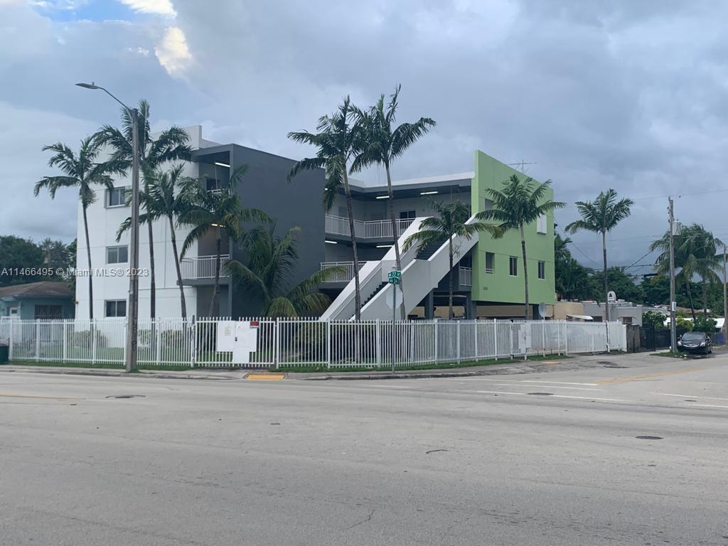 2210 NW 34th St # 304, Miami FL 33142