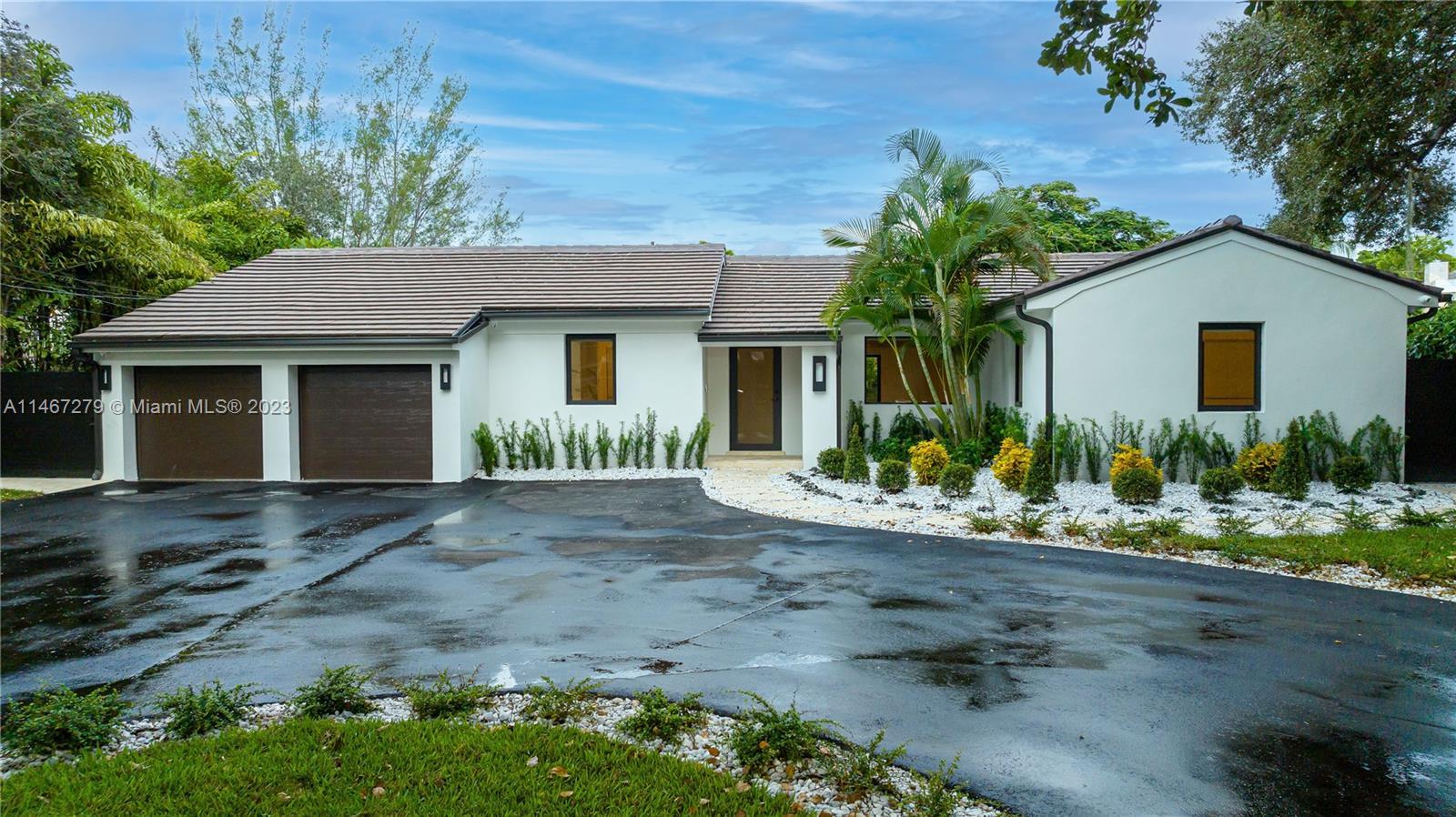 5221 Orduna Dr, Coral Gables FL 33146 photo 3