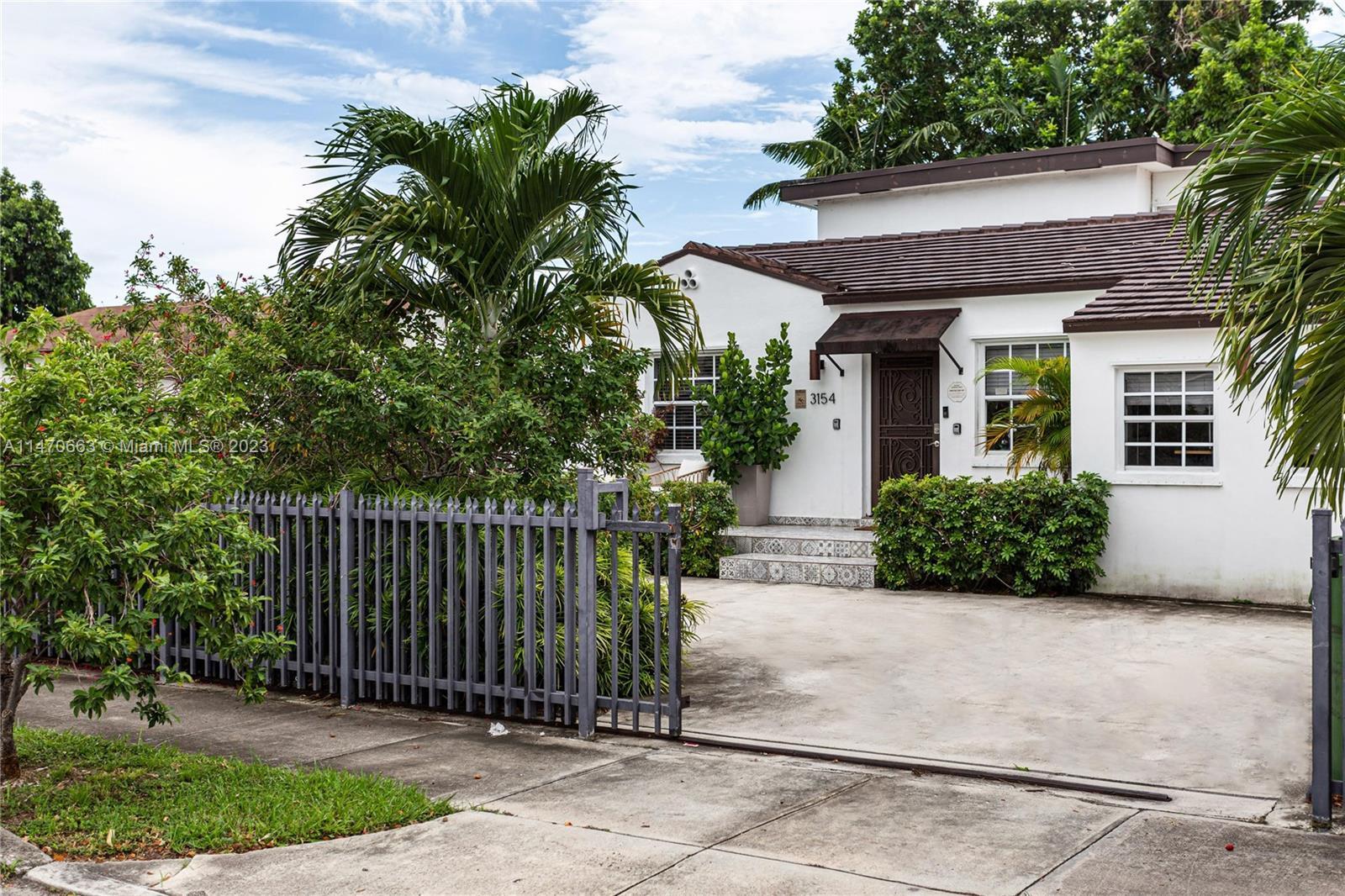 3154 SW 5th St # 1, Miami FL 33135 photo 4