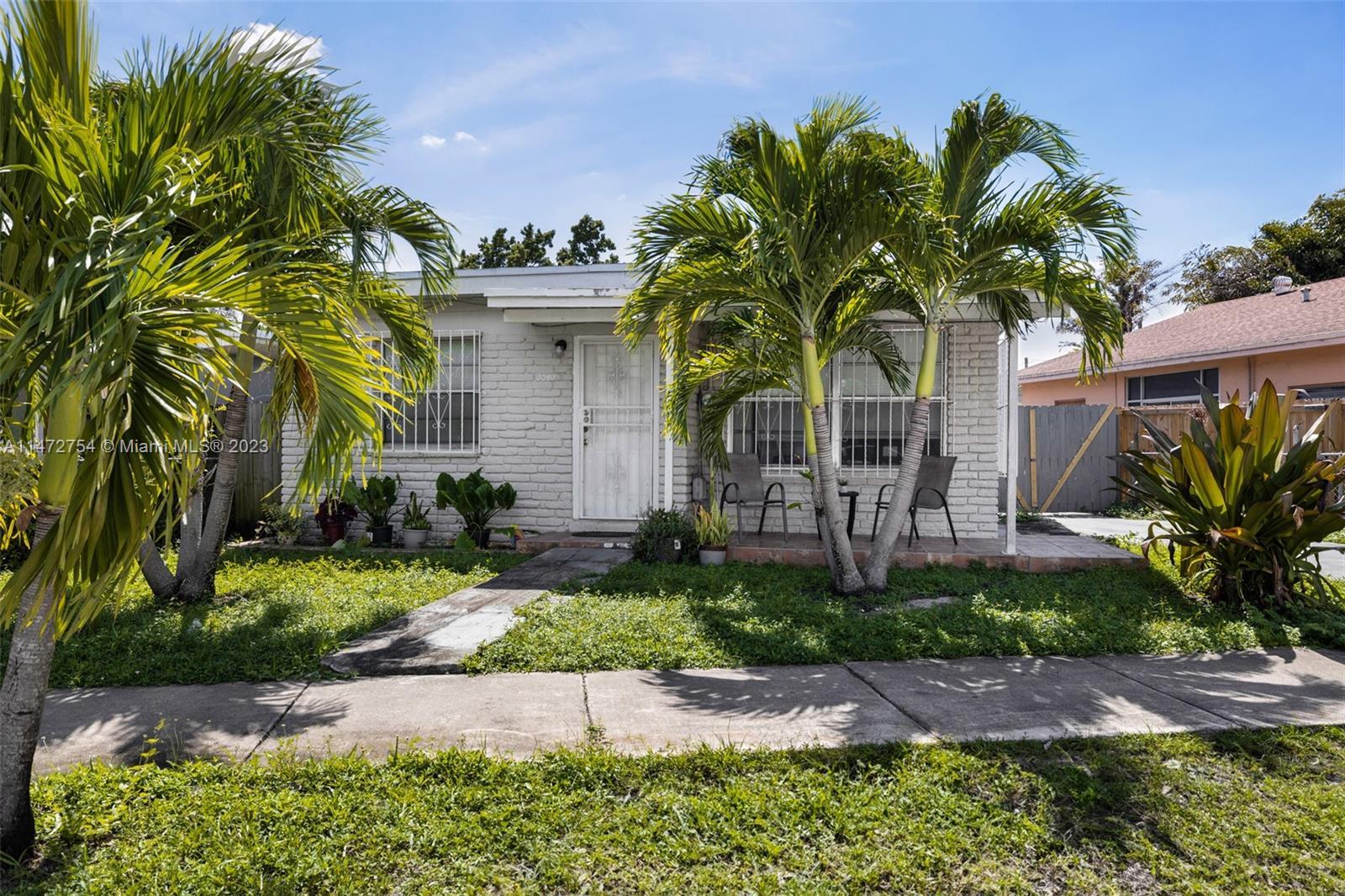 3040 SW 12th St, Miami FL 33135
