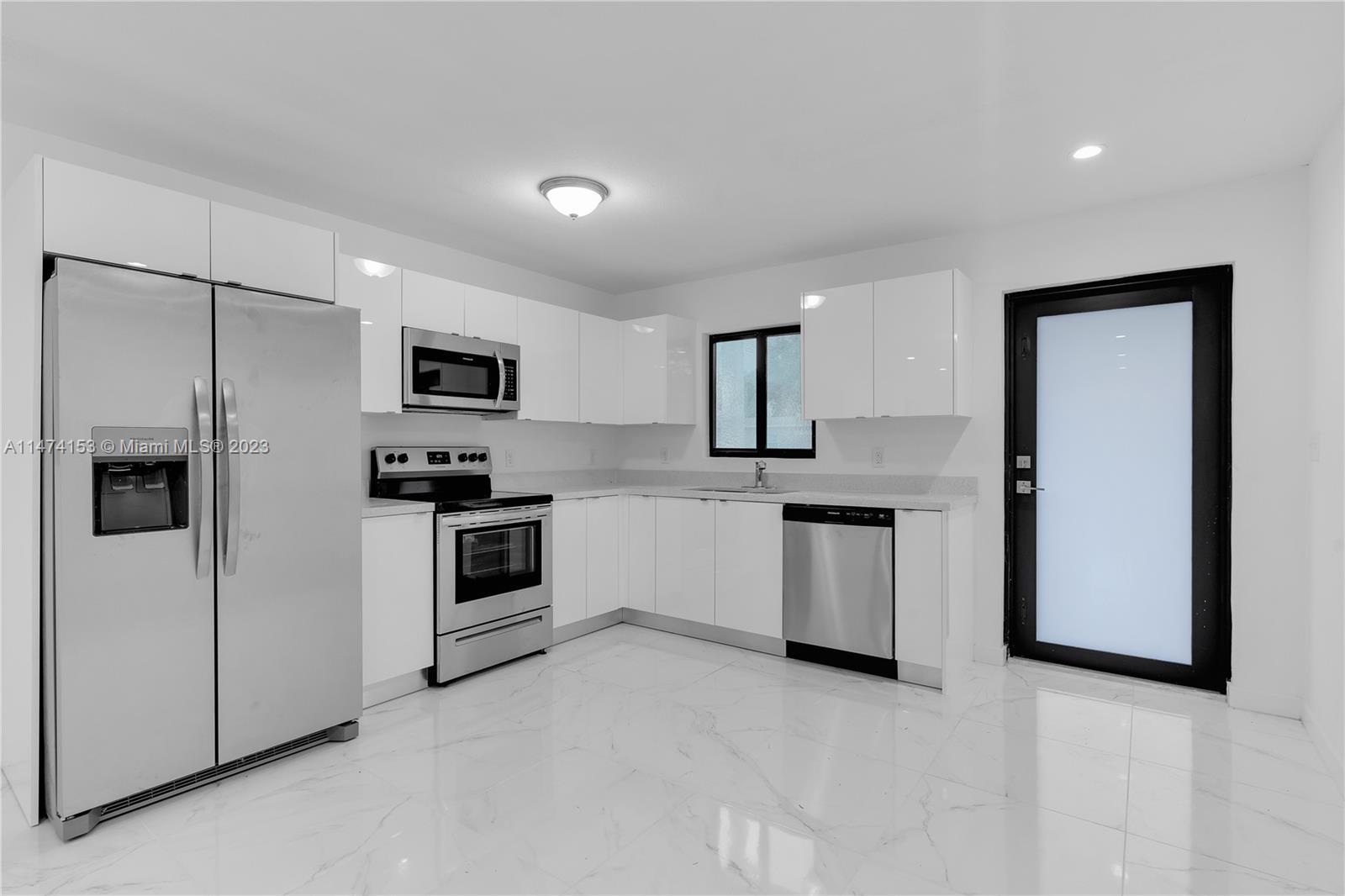 210-212 SW 3rd ST, Florida City FL 33034