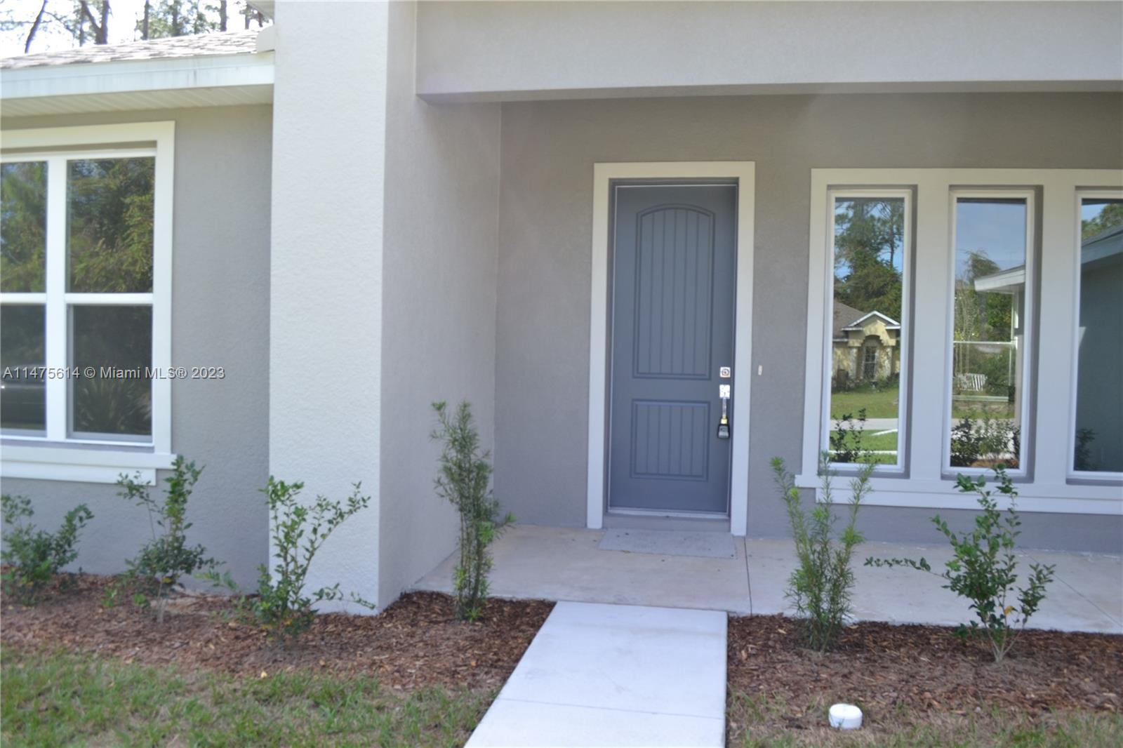 71 Panorama Dr, Palm Coast FL 32164 photo 2