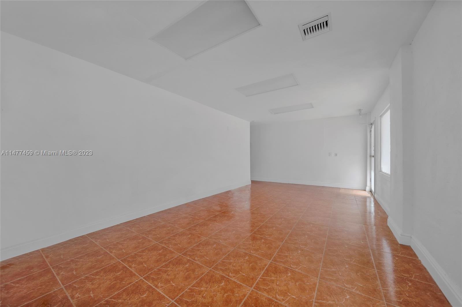 3467 SW 8th St, Miami FL 33135 photo 3