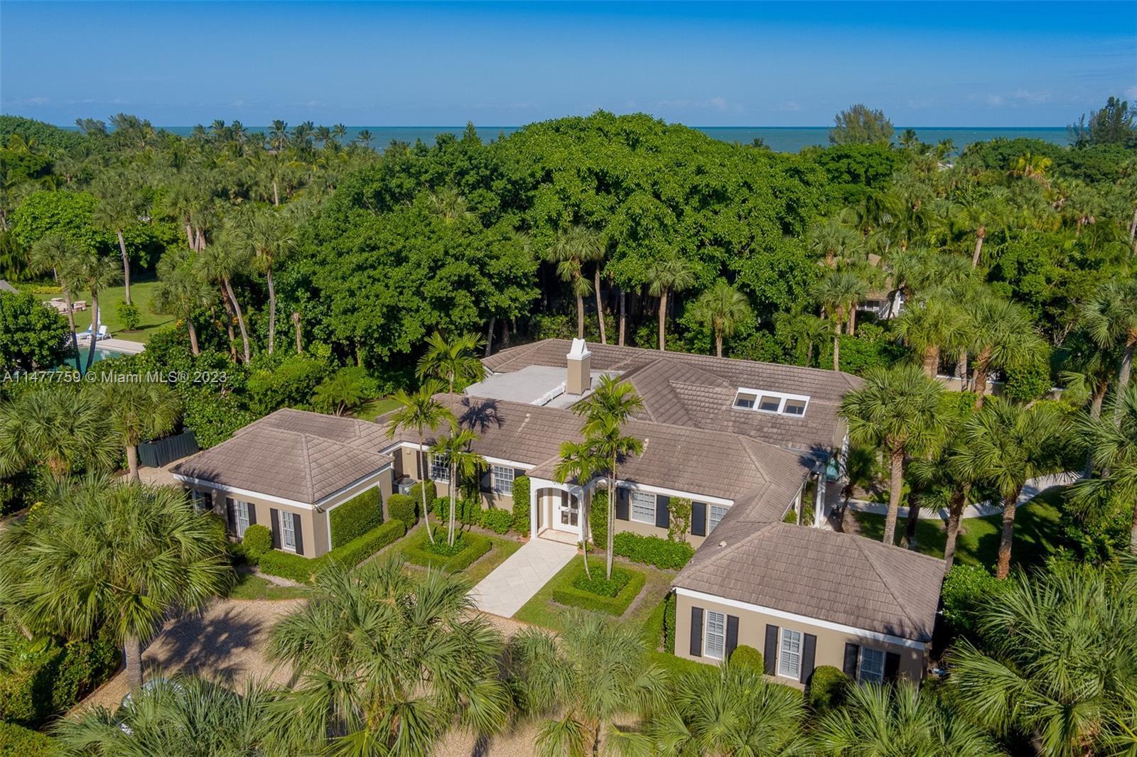111 Gomez Rd, Hobe Sound FL 33455 photo 2