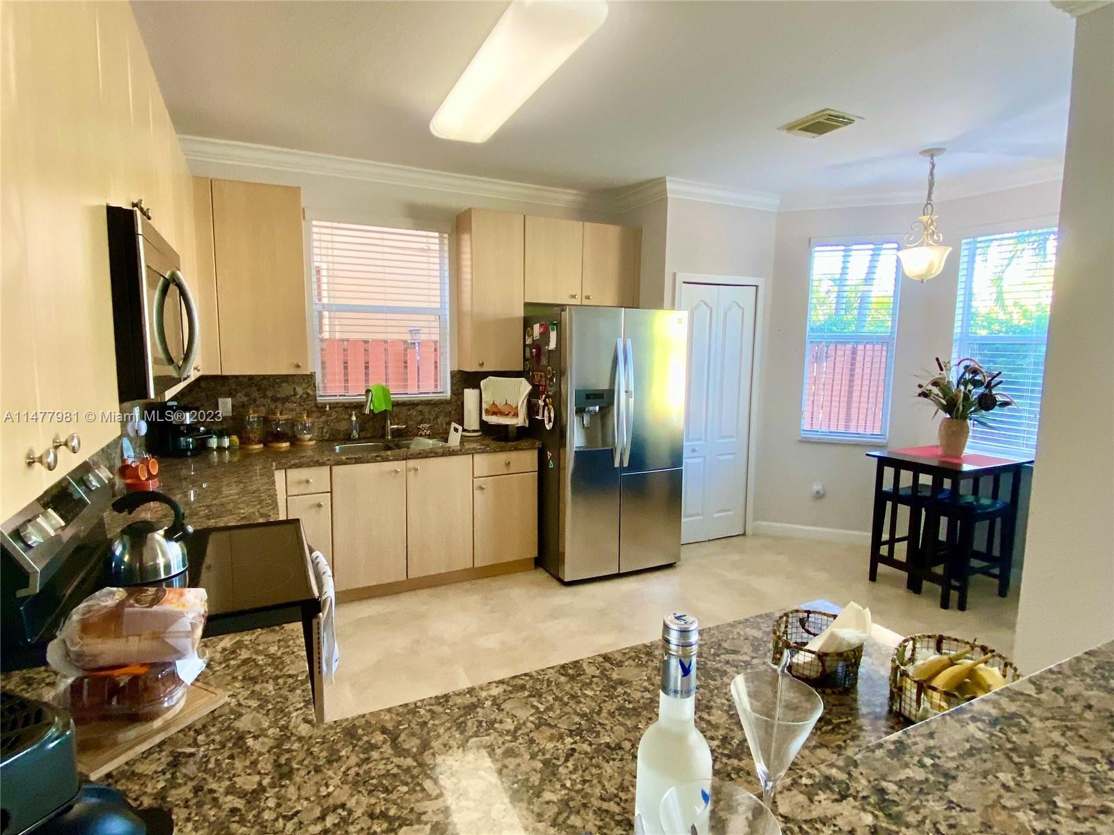 16523 SW 66th St, Miami FL 33193 photo 5